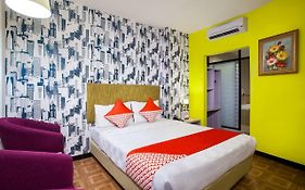 Oyo 119 Belvena Hotel